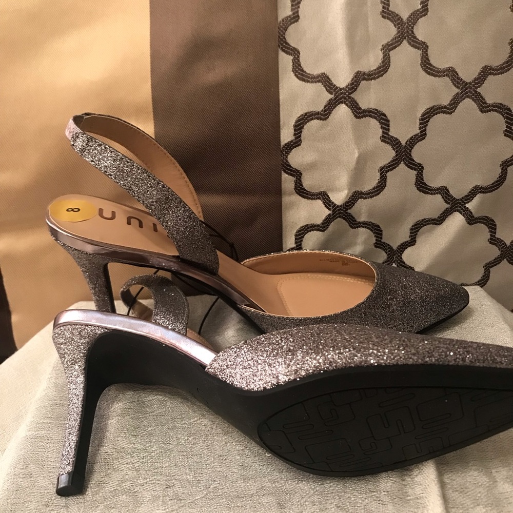Misses dressy shoes